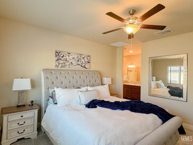 9512 Laurel Ridge Lane, Shafter, CA 93263