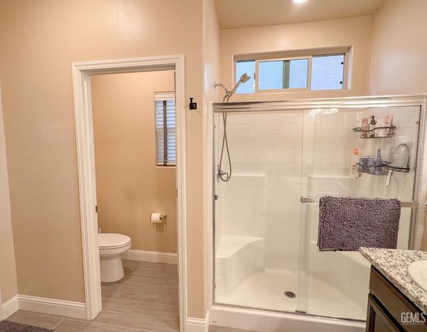 9512 Laurel Ridge Lane, Shafter, CA 93263