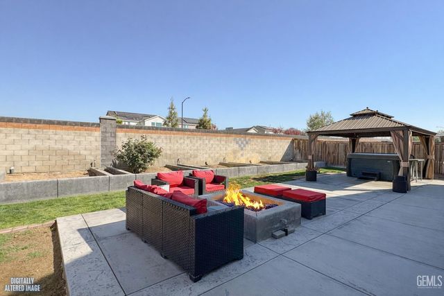 9512 Laurel Ridge Lane, Shafter, CA 93263