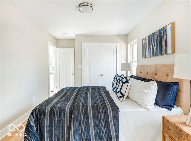 812 W 54th Street, Indianapolis, IN 46208