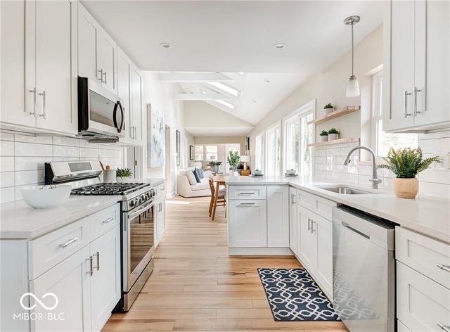 812 W 54th Street, Indianapolis, IN 46208