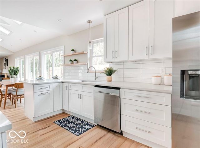 812 W 54th Street, Indianapolis, IN 46208