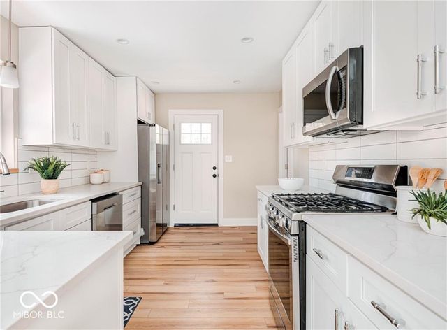 812 W 54th Street, Indianapolis, IN 46208