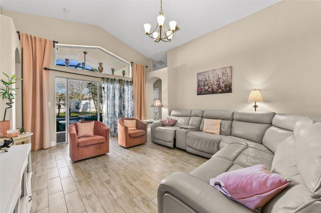 15842 ROBIN HILL LOOP, Clermont, FL 34714