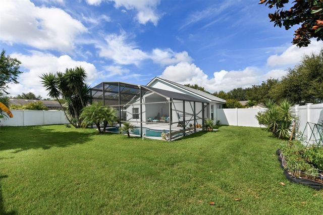 15842 ROBIN HILL LOOP, Clermont, FL 34714