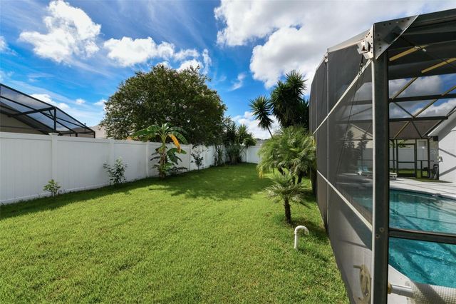 15842 ROBIN HILL LOOP, Clermont, FL 34714