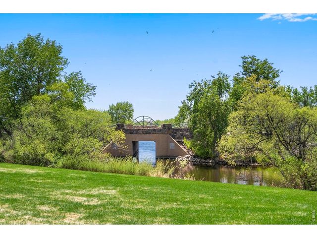 137 Bayside Cir, Windsor, CO 80550
