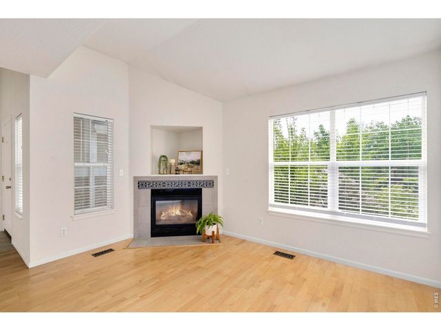 137 Bayside Cir, Windsor, CO 80550