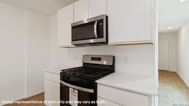 5954 Celestite Bend, San Antonio, TX 78222