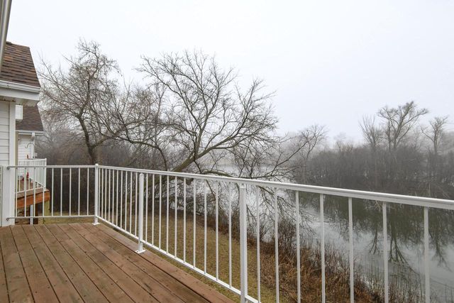 N114W16484 Crown COURT E, Germantown, WI 53022