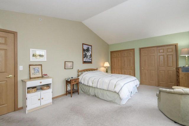 N114W16484 Crown COURT E, Germantown, WI 53022