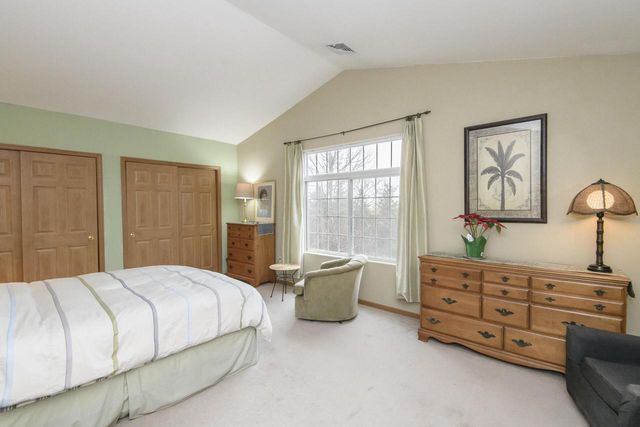 N114W16484 Crown COURT E, Germantown, WI 53022