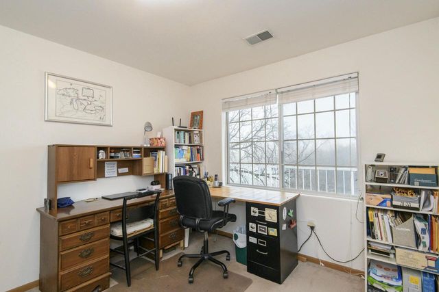 N114W16484 Crown COURT E, Germantown, WI 53022