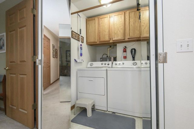 N114W16484 Crown COURT E, Germantown, WI 53022