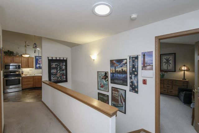 N114W16484 Crown COURT E, Germantown, WI 53022