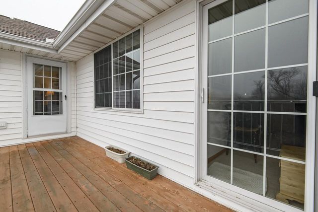 N114W16484 Crown COURT E, Germantown, WI 53022