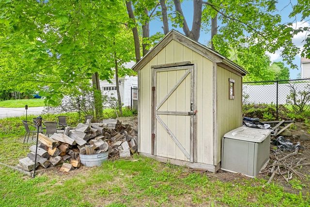 50 East St, Winchendon, MA 01475