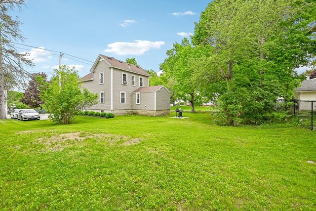 50 East St, Winchendon, MA 01475
