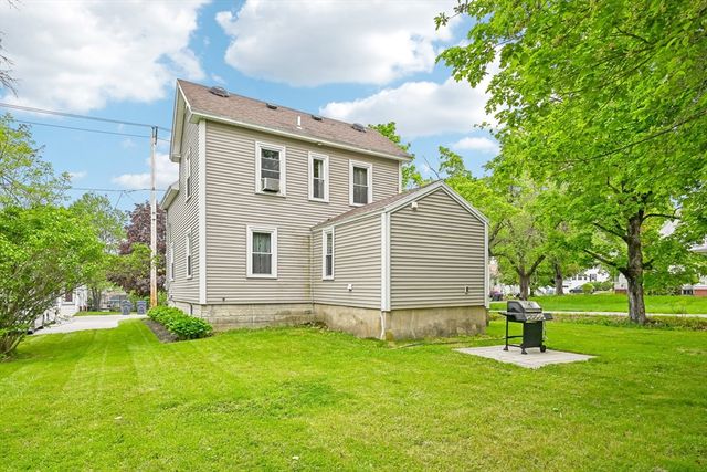 50 East St, Winchendon, MA 01475