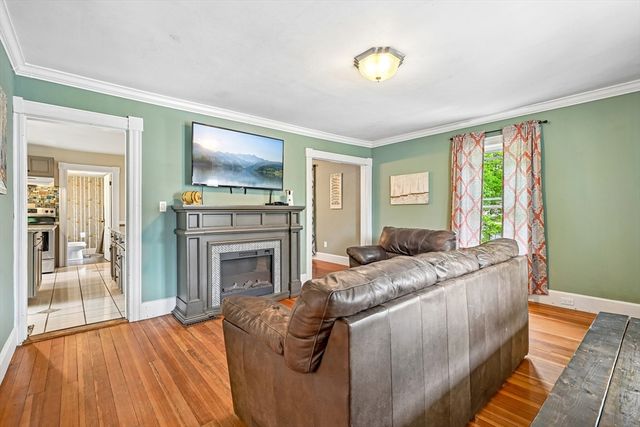 50 East St, Winchendon, MA 01475