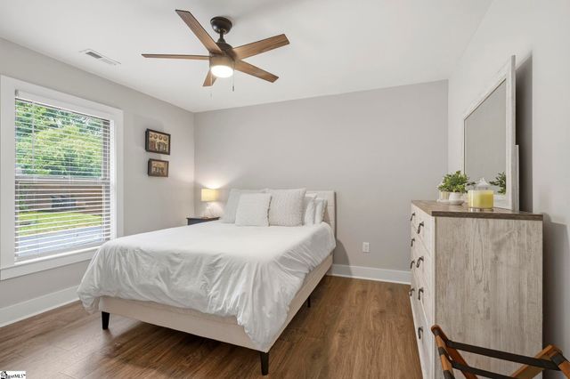 207 Oates Avenue, Easley, SC 29640