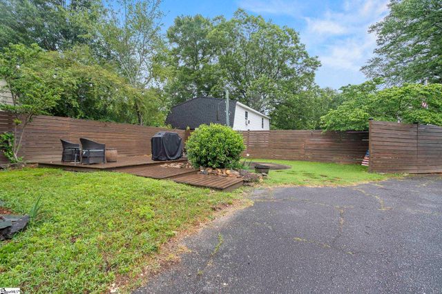 207 Oates Avenue, Easley, SC 29640
