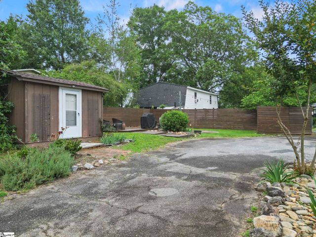 207 Oates Avenue, Easley, SC 29640