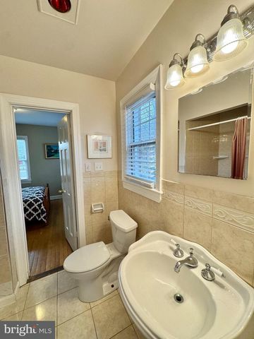 8815 READING RD, Silver Spring, MD 20901