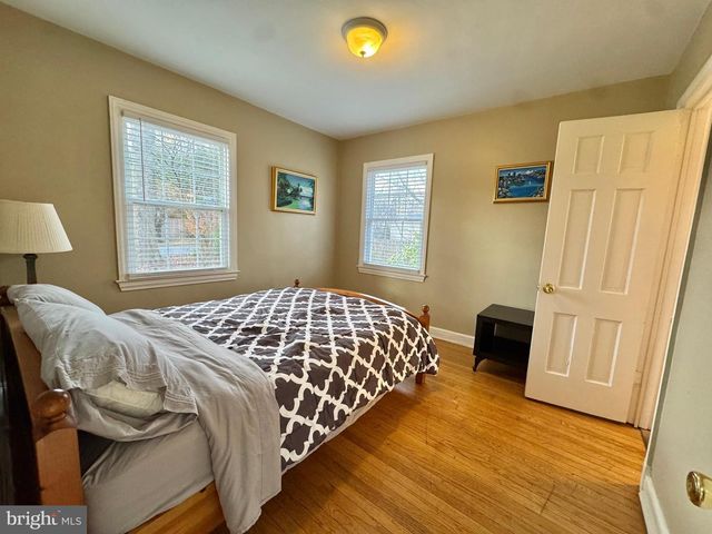 8815 READING RD, Silver Spring, MD 20901