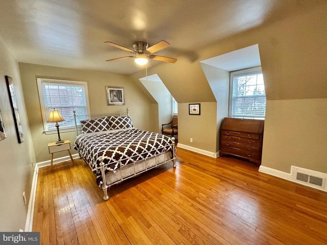 8815 READING RD, Silver Spring, MD 20901