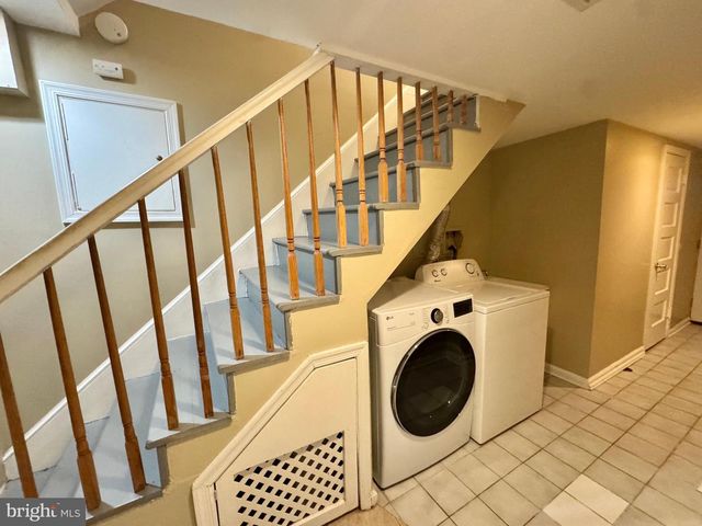 8815 READING RD, Silver Spring, MD 20901