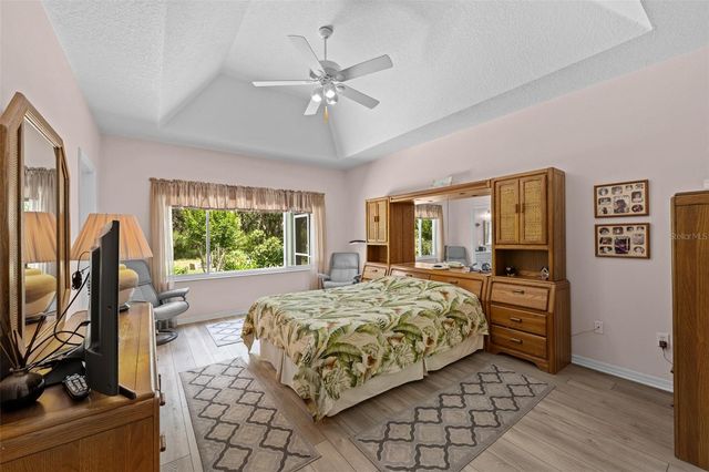 5222 NEW BRITTANY LANE, Zephyrhills, FL 33541