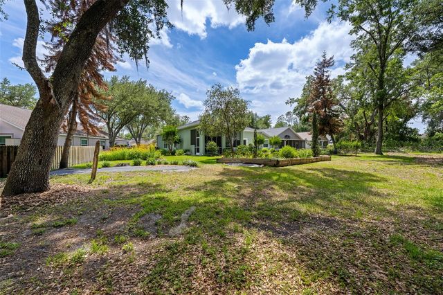 5222 NEW BRITTANY LANE, Zephyrhills, FL 33541