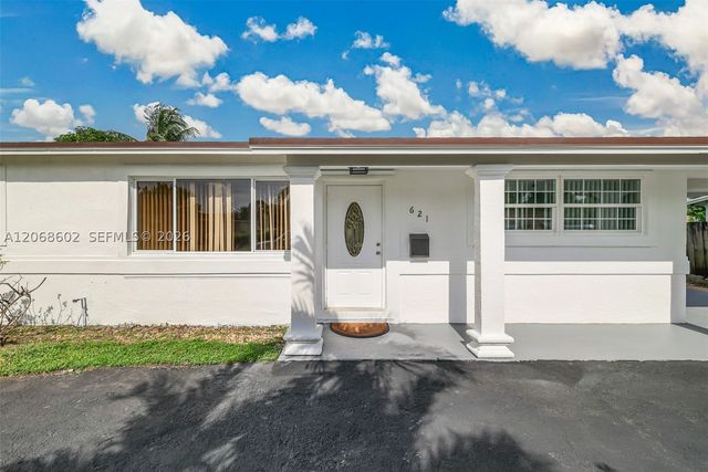 621 SW 30th Ave, Fort Lauderdale, FL 33312