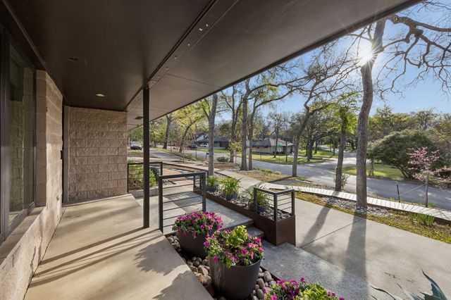 13806 Hughes Lane, Dallas, TX 75240