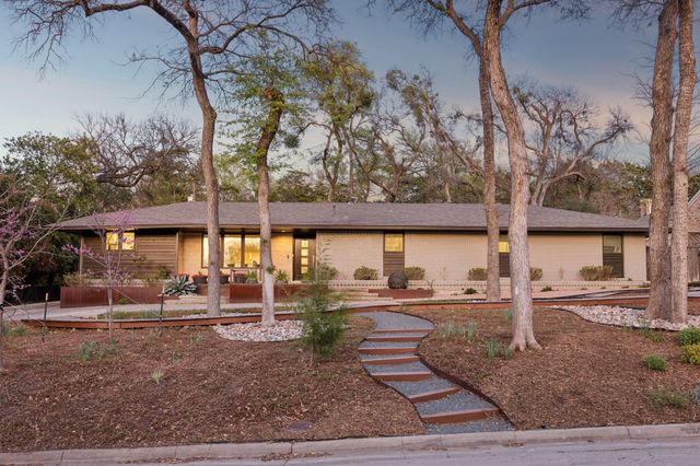 13806 Hughes Lane, Dallas, TX 75240