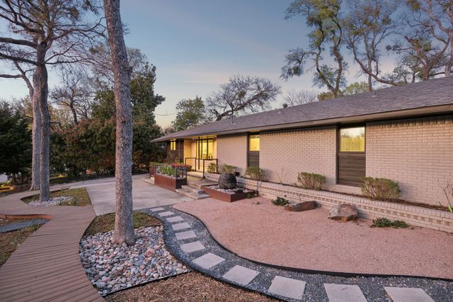 13806 Hughes Lane, Dallas, TX 75240