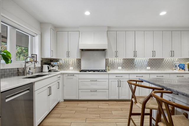 13806 Hughes Lane, Dallas, TX 75240