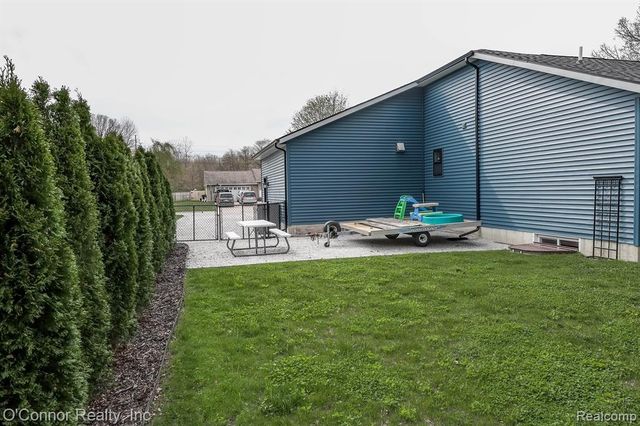 1521 Georgia Avenue, Marysville, MI 48040