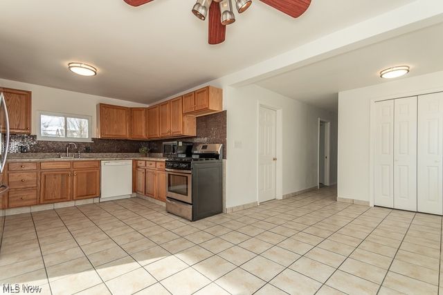 504 7th Street, Fairport Harbor, OH 44077