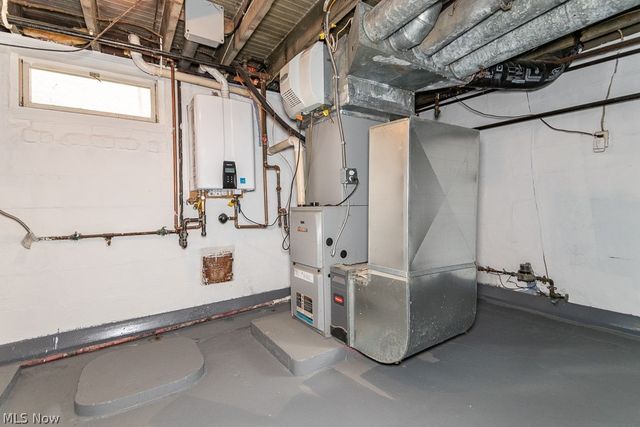 504 7th Street, Fairport Harbor, OH 44077