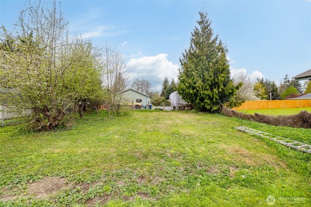 12372 Bartl Street, Clear Lake, WA 98235