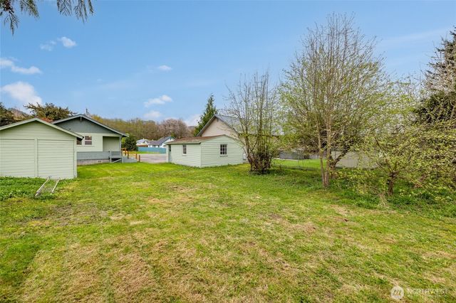 12372 Bartl Street, Clear Lake, WA 98235