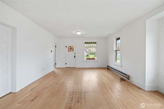 12372 Bartl Street, Clear Lake, WA 98235