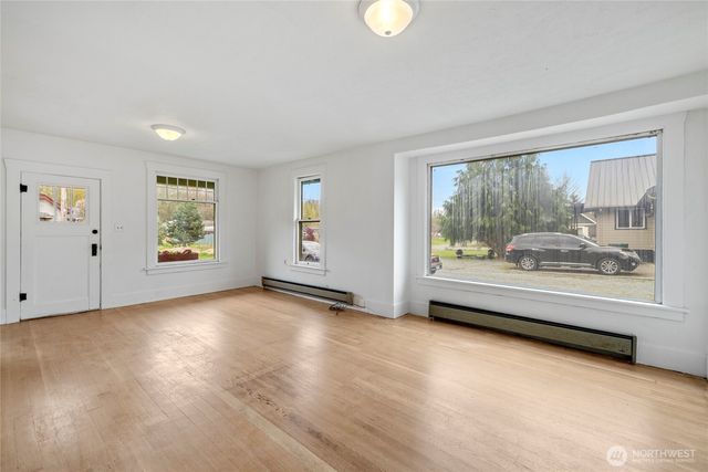 12372 Bartl Street, Clear Lake, WA 98235