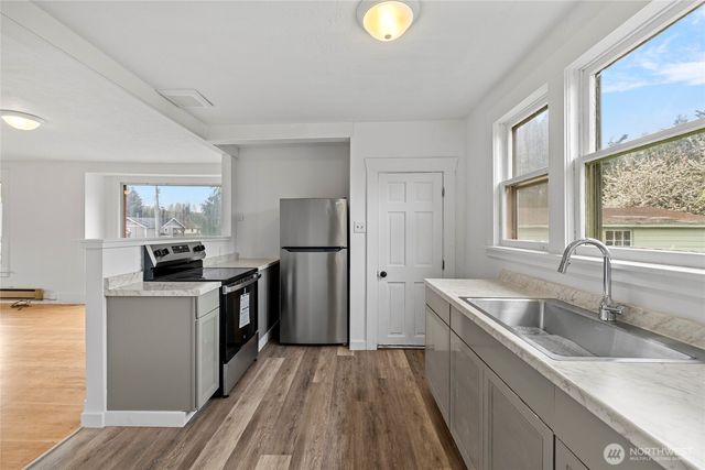 12372 Bartl Street, Clear Lake, WA 98235
