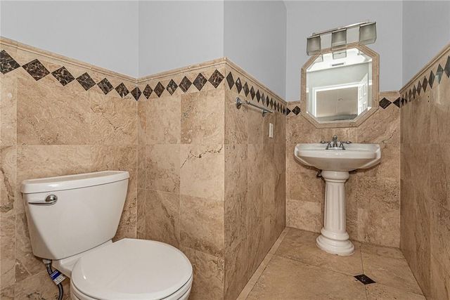 11551 SW 11th Street, Pembroke Pines, FL 33025