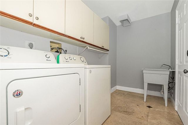 11551 SW 11th Street, Pembroke Pines, FL 33025