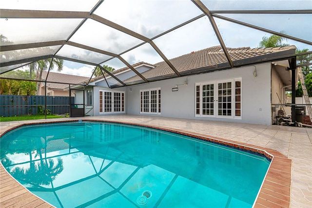 11551 SW 11th Street, Pembroke Pines, FL 33025