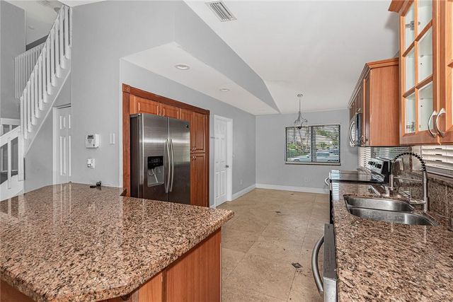 11551 SW 11th Street, Pembroke Pines, FL 33025